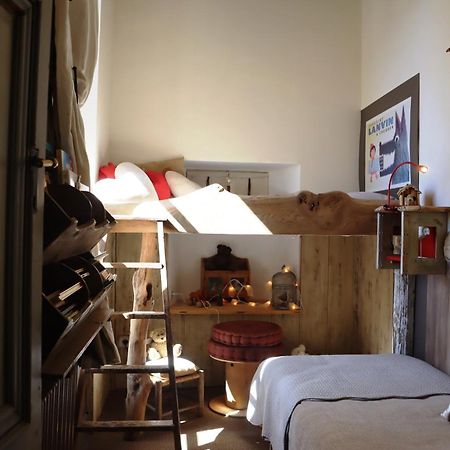 Lusignan-Petit Au Bonheur D'Alphonse Bed & Breakfast エクステリア 写真