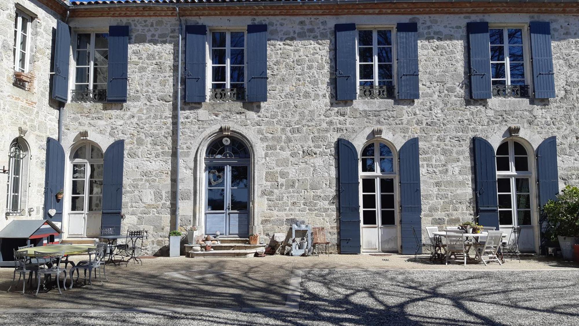 Lusignan-Petit Au Bonheur D'Alphonse Bed & Breakfast エクステリア 写真